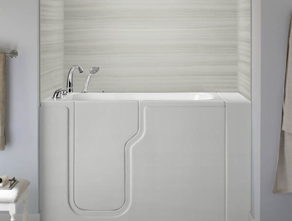 Energy-Efficient Walk-In Bathtubs with Jets in Plymouth, MI