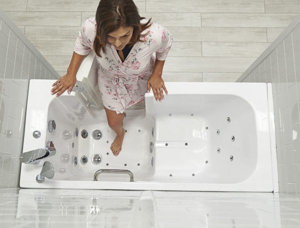 Does Farmington, MI walk-in shower installation Solve Modern Bathroom Problems?