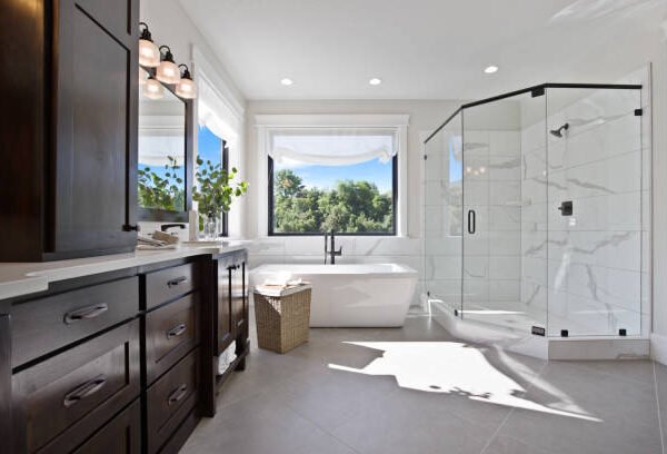 Understanding Costs and Timelines for Tub to Walk-In Shower Conversion in Farmington, MI