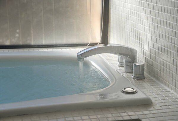 Slippery Bathtubs Causing Falls? Tub to Shower Contractors in Farmington Hills MI Can Make It Safer