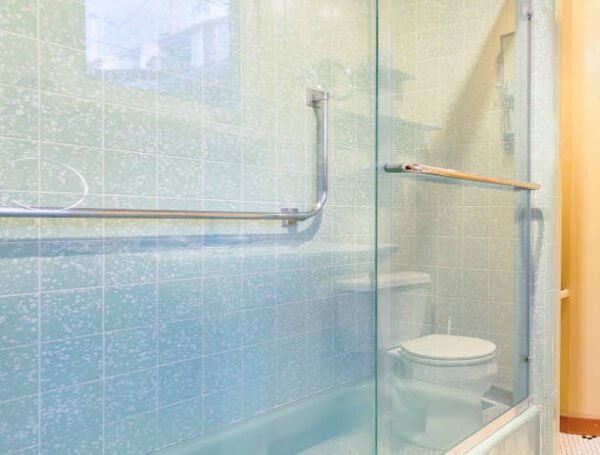 Expert Tub to Walk-in Shower Conversion near me in Farmington, MI