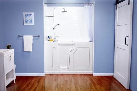 Tub to Walk-in Shower Conversion Contractors in Novi MI