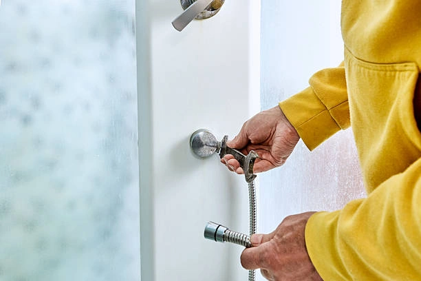 Reliable Walk-In Shower Installation Services in Livonia