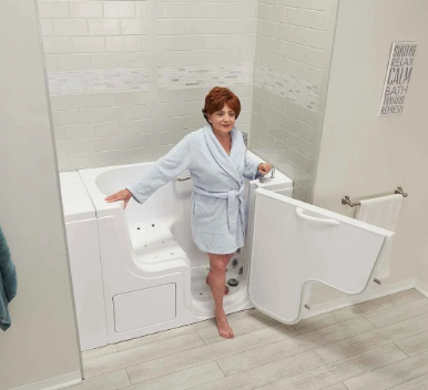 Easy-Access Walk-In Tubs for Seniors in Farmington, MI