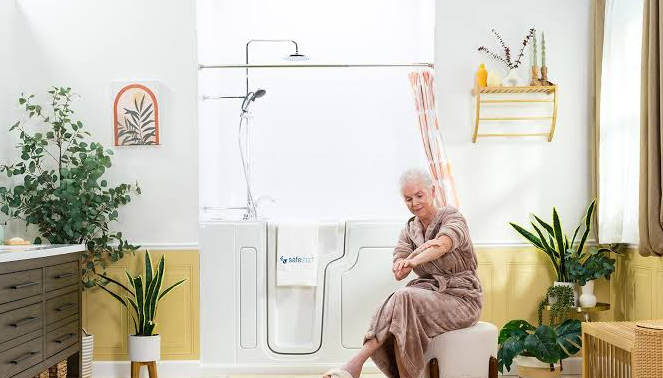 Safe Walk-in Tubs for Elderly in Southfield: Full Guide