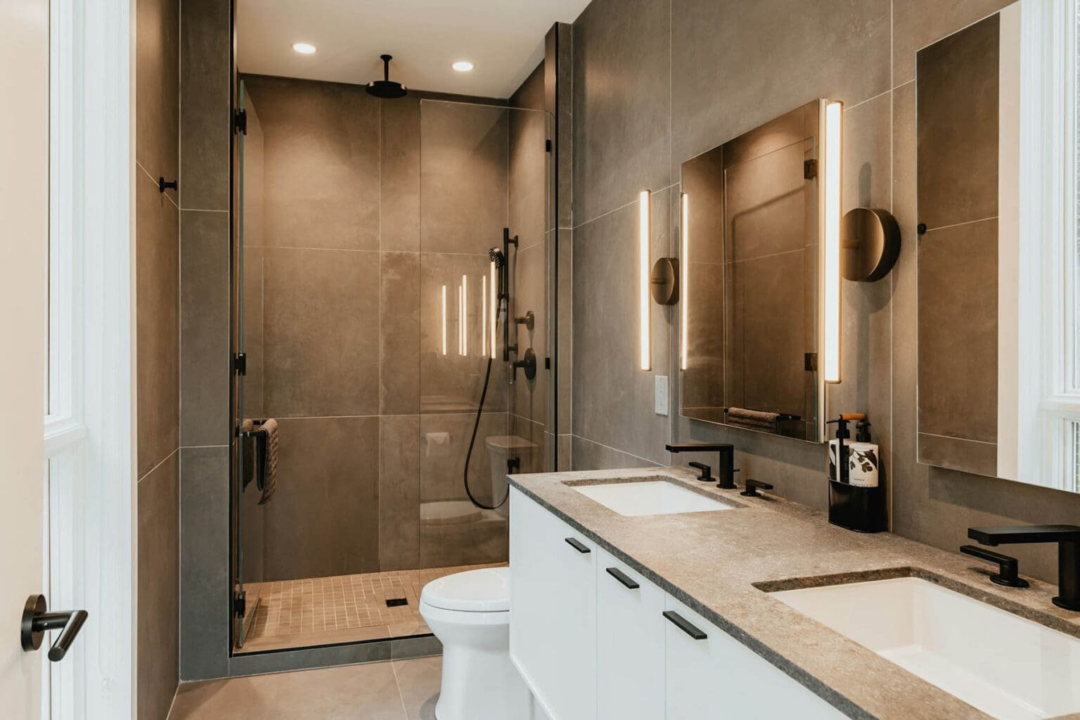 Bathroom Remodeling Services in Garden City, MI