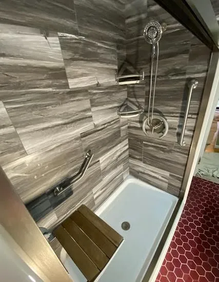 Tub to Walk-in shower conversion