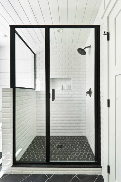 Top Tub to Walk-In Shower Conversion Services in Farmington, MI: Why Professional Work Matters