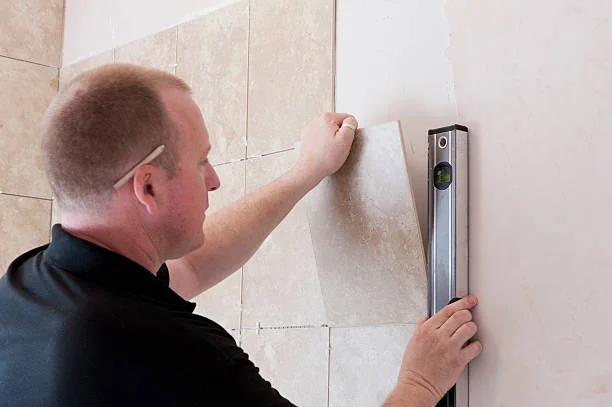 Small Bathrooms Feeling Cramped? Tub to Walk-In Shower Conversion in Farmington, MI Optimizes Space